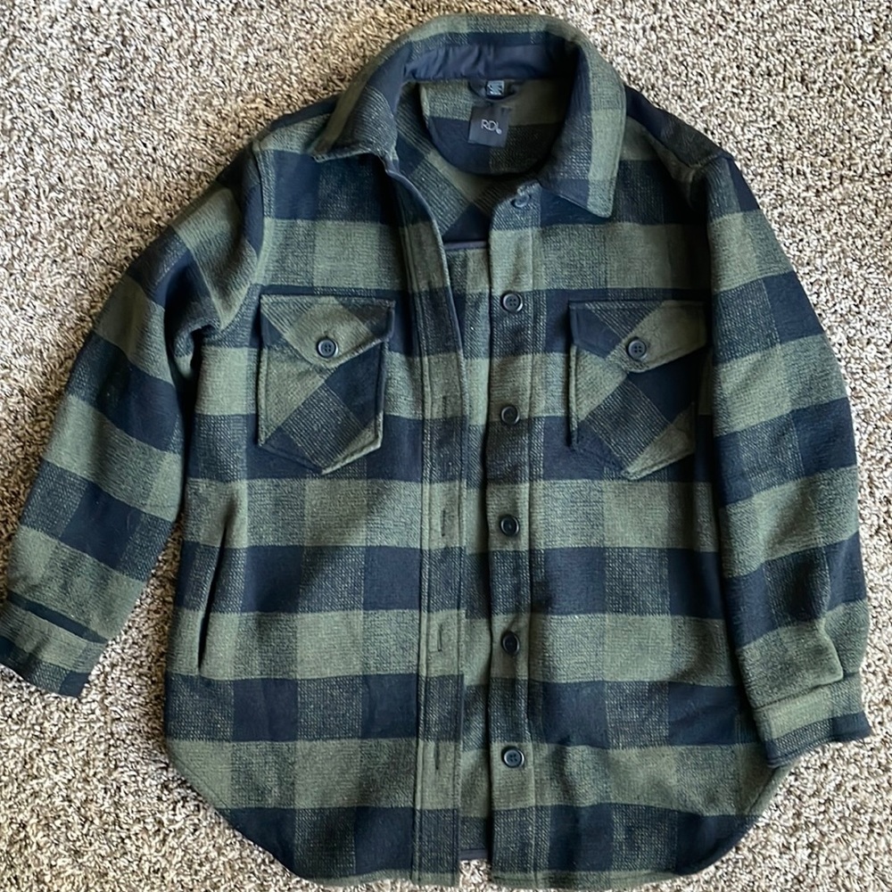 Women’s oversized flannel shacket